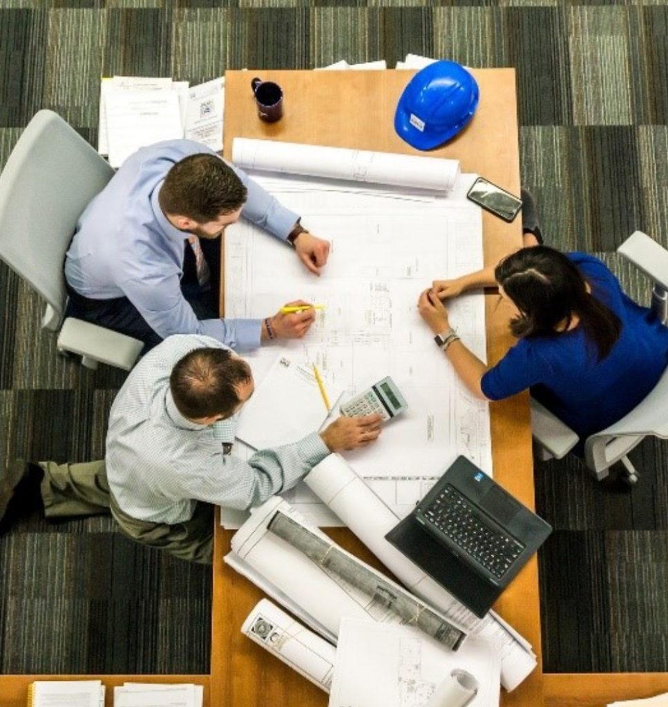 Travail d'équipe, brainstorming, organisation